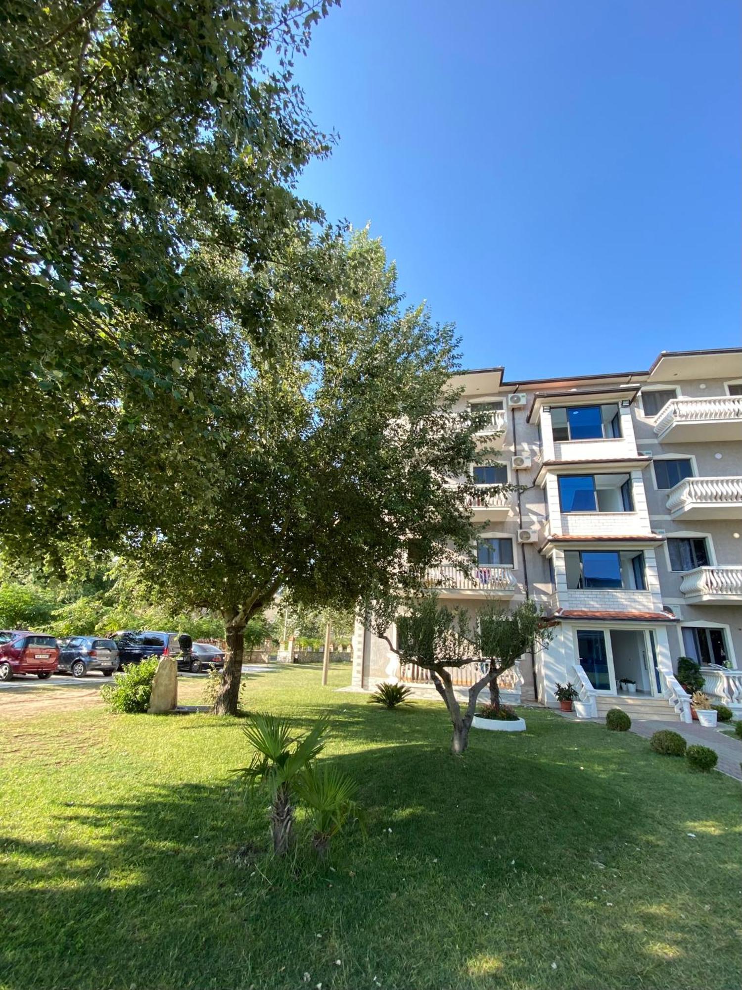 Apartment Sun Roll Baks-Rrjoll Exterior foto
